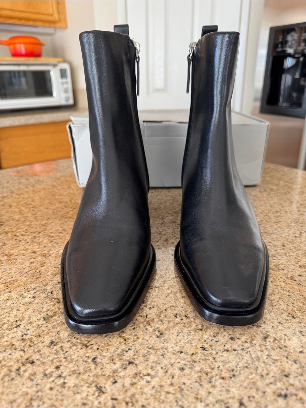 Everlane The Havana Boot Black Leather 9.5 Brand New in Box - Picture 9 of 11